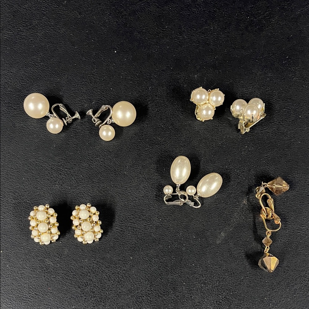 Elegant Pearl Clip-On Earrings Set